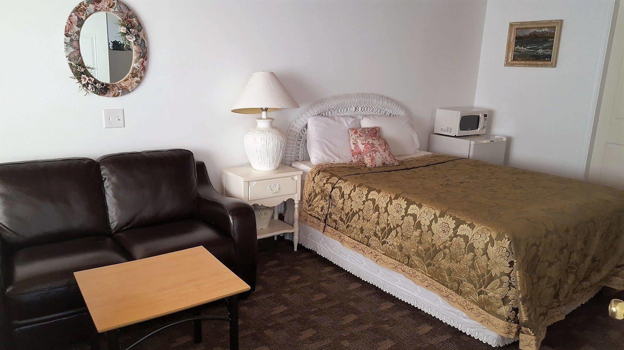 Croft Inn Motel Crofton ภายนอก รูปภาพ